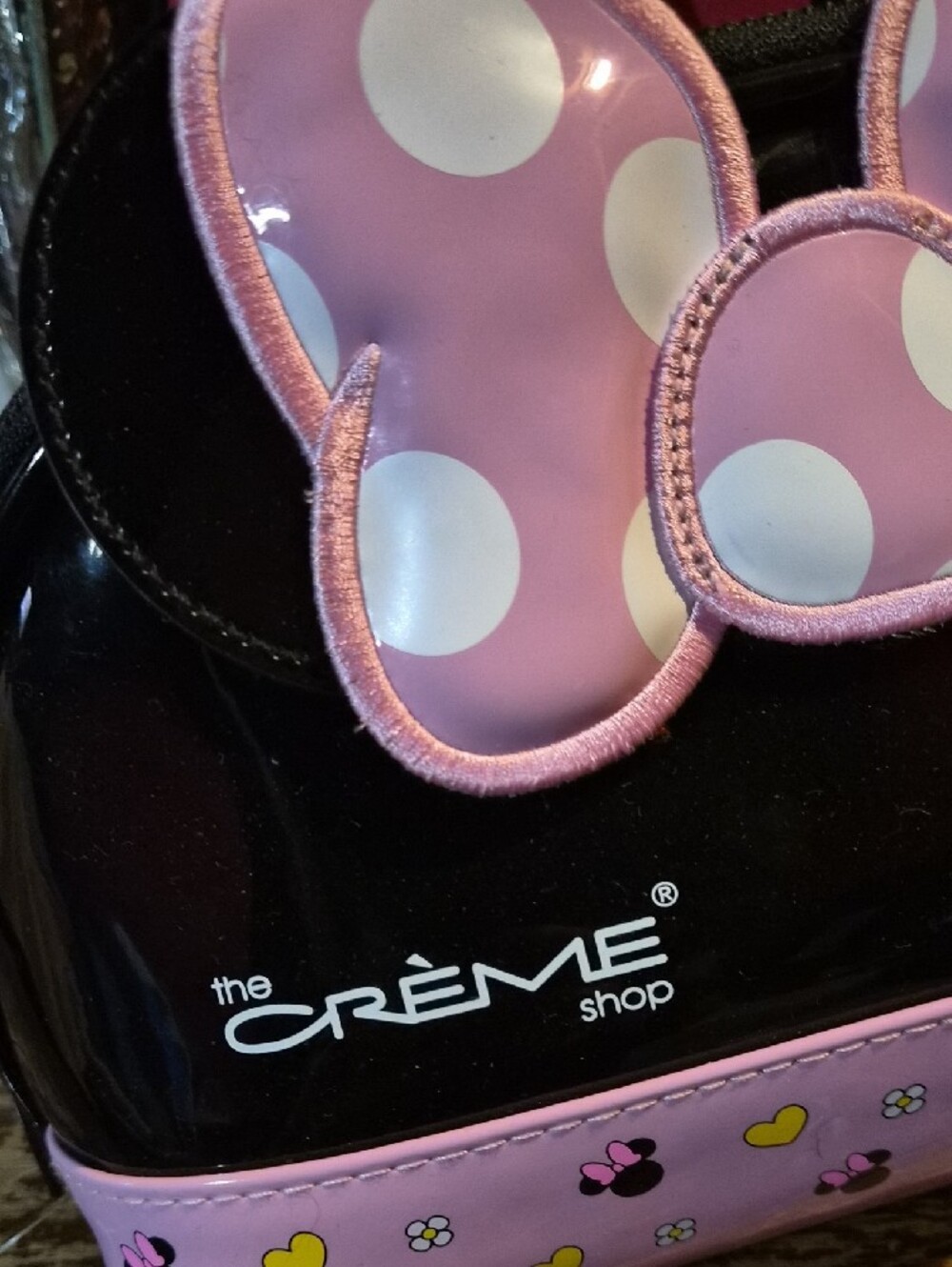 The CREME SHOP X Disney Minnie Mouse Makeup Bag - Picture 4 of 6